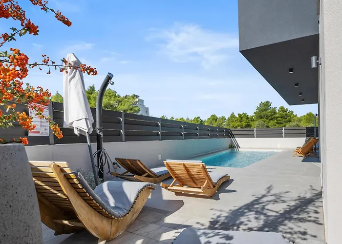 Pet Friendly In With Sauna