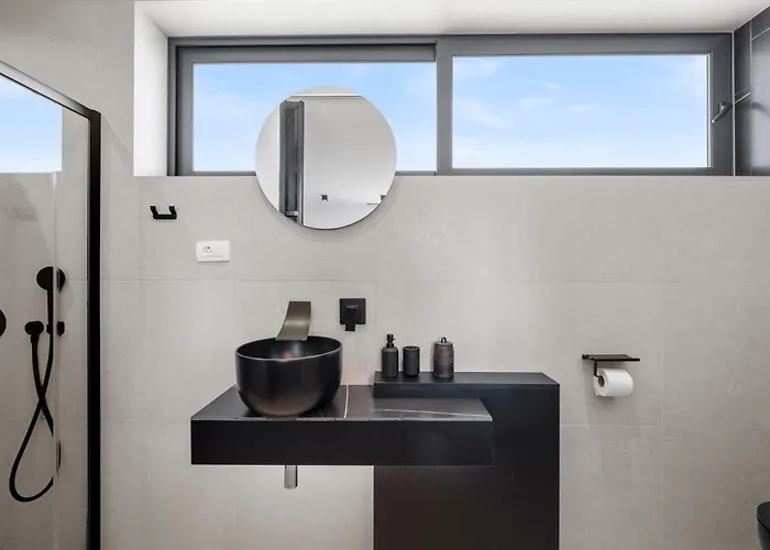 Pet Friendly In With Sauna Vikendica Vodice