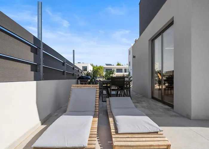 Pet Friendly In With Sauna Vikendica Vodice